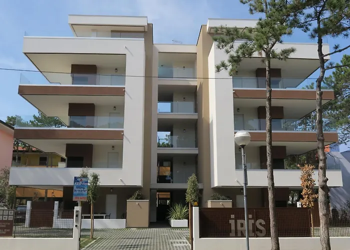 Iris Suite-4 By Interhome Apartment *